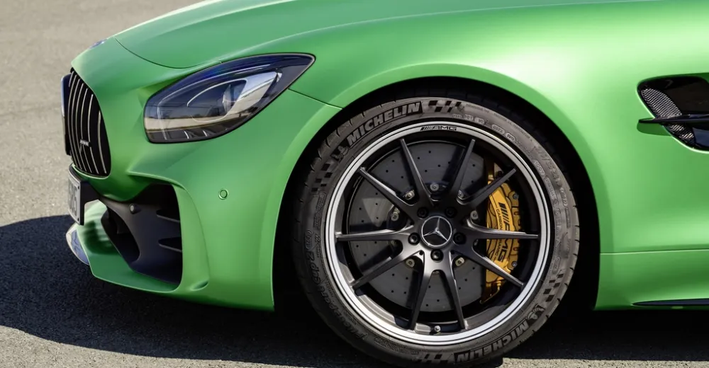 MICHELIN разработал шины для нового Mercedes-Benz AMG GT R