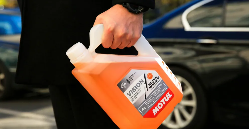 Motul добавил в ассортимент сицилийский мандарин