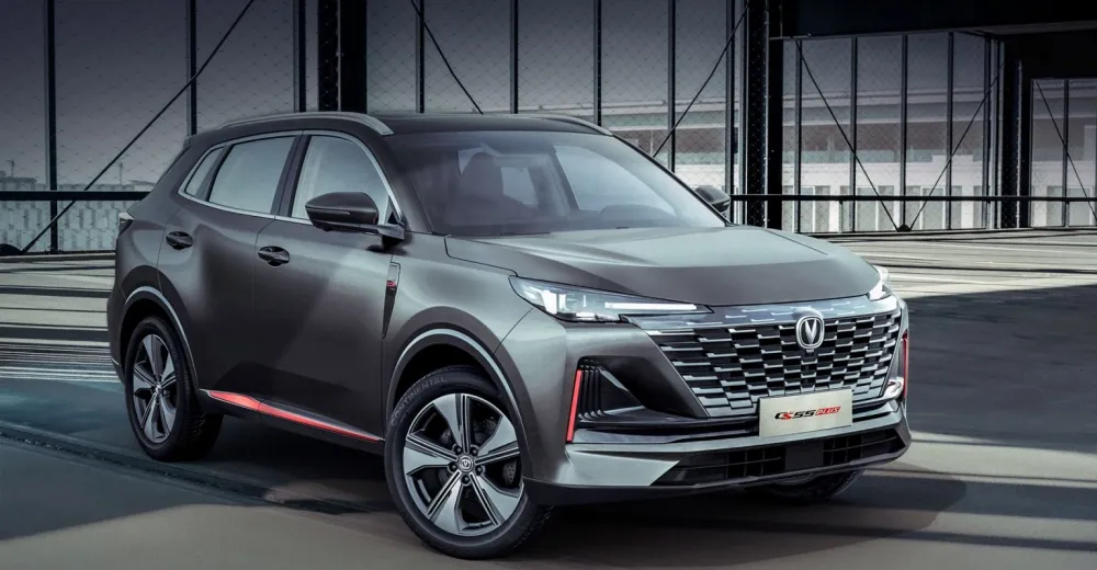 Продажи китайских кроссоверов Changan CS55 Plus начались в России