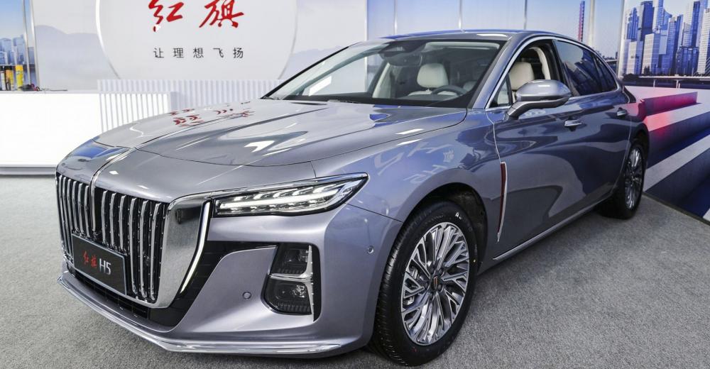 Российские покупатели потратили на китайские авто 1,02 трлн рублей