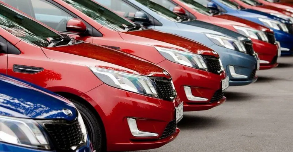 Доля перепродаж старых авто 60%
