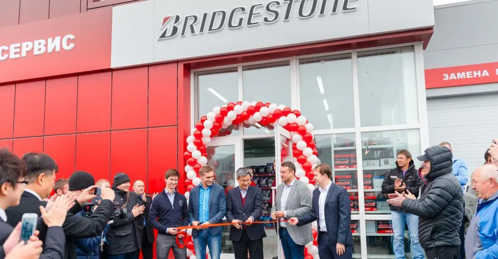 Открытие флагманского магазина Bridgestone