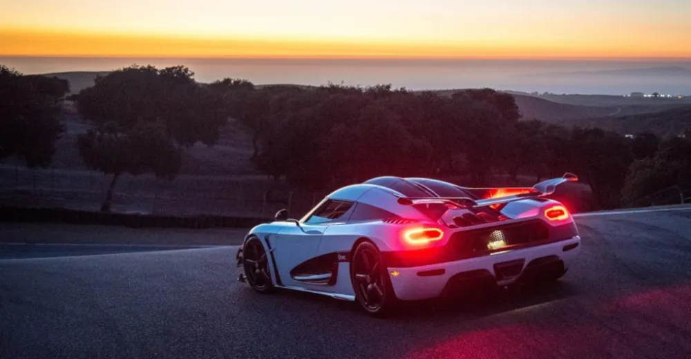 Максимальная производительность Koenigsegg One:1 с Castrol 