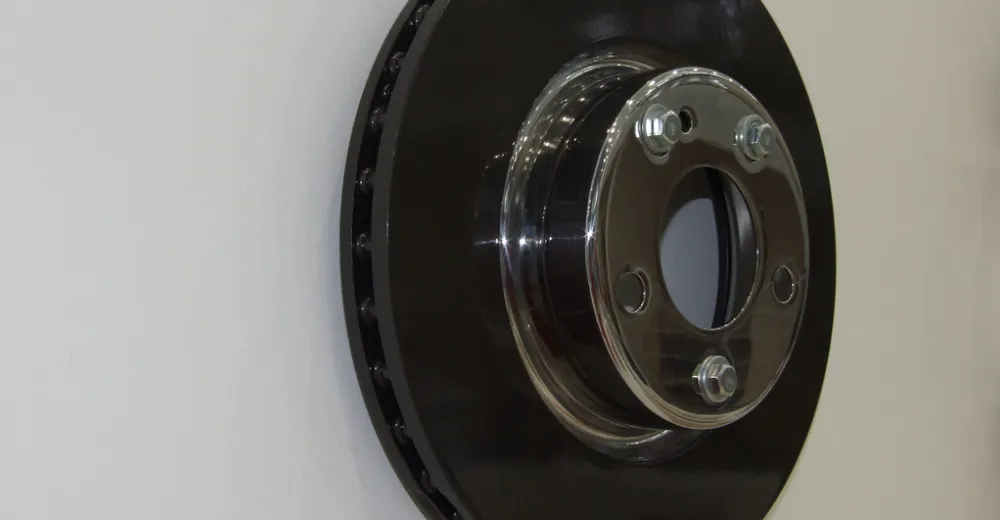Новый композитный диск Brembo