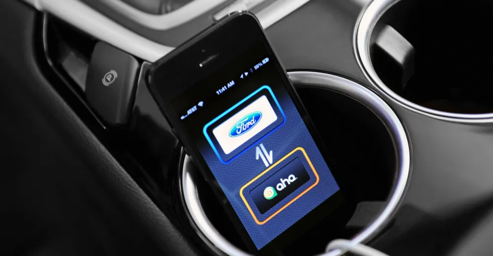 Автомобили Ford понимают с полуслова