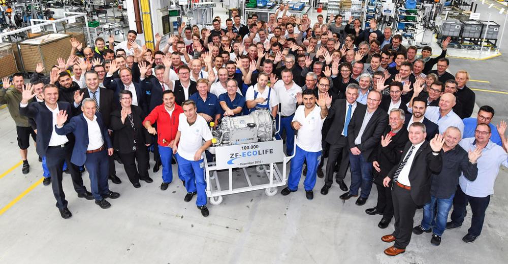 Концерн ZF выпустил юбилейную коробку передач