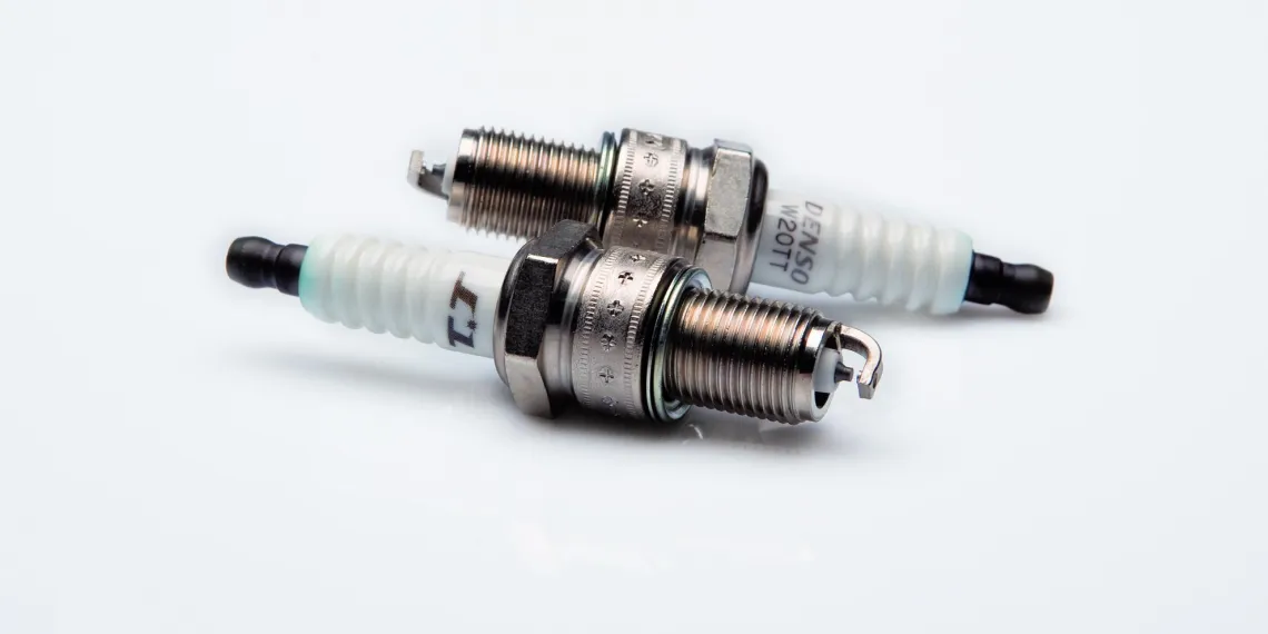 Свечи зажигания DENSO семейства Twin Tip