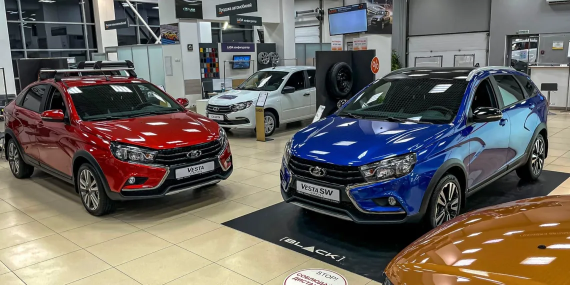В августе рынок легковых авто показал рекордные за весь год продажи