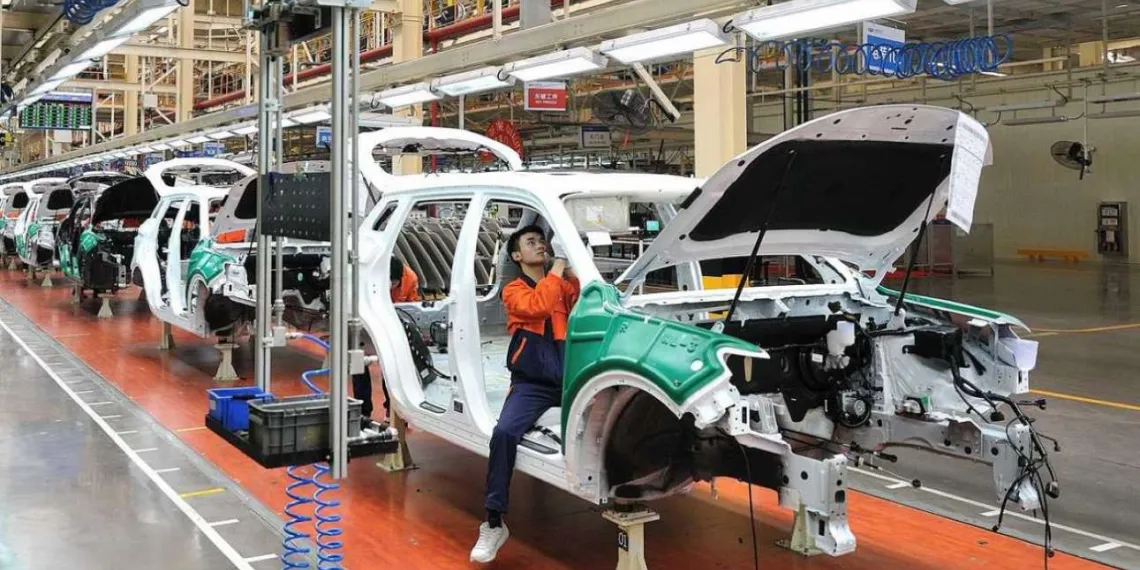 Китай стал самым крупным в мире экспортером автомобилей