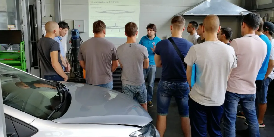 Bosch проводит обучение по техническому обслуживанию автомобилей 